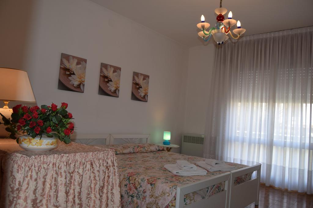 Casa Vacanza E Per Lavoro Elena E Carla Spinea Luaran gambar